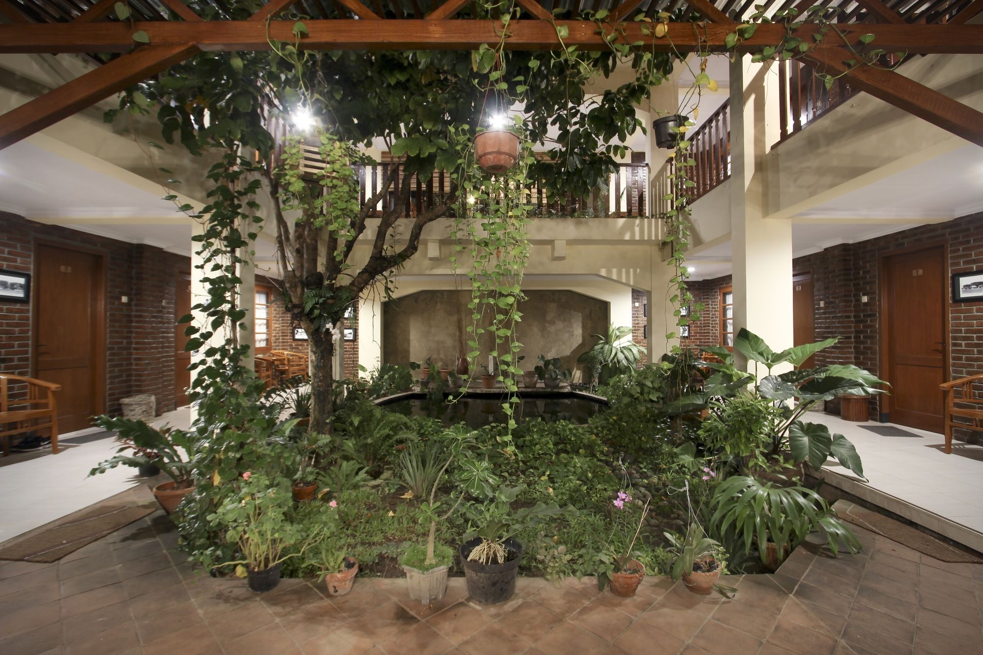 De Hostel Джокьякарта Экстерьер фото