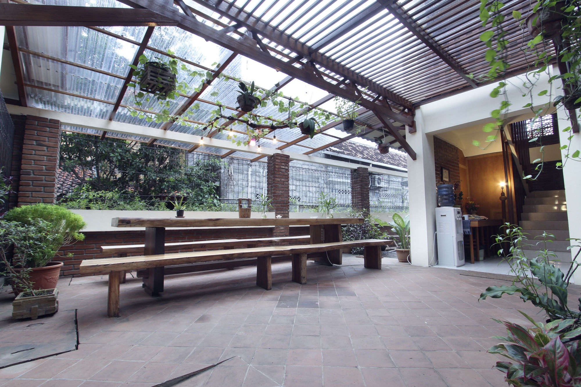 De Hostel Джокьякарта Экстерьер фото